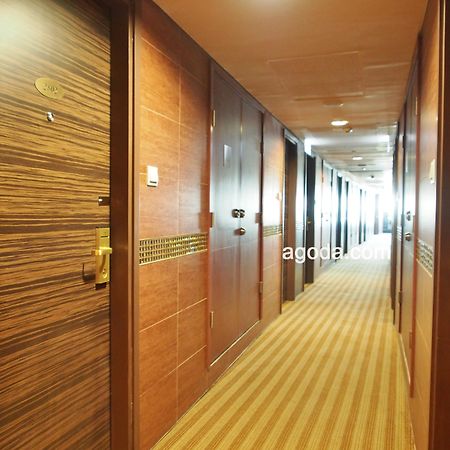 Ramada Grand Tsim Sha Tsui Hotel Hong Kong Luaran gambar